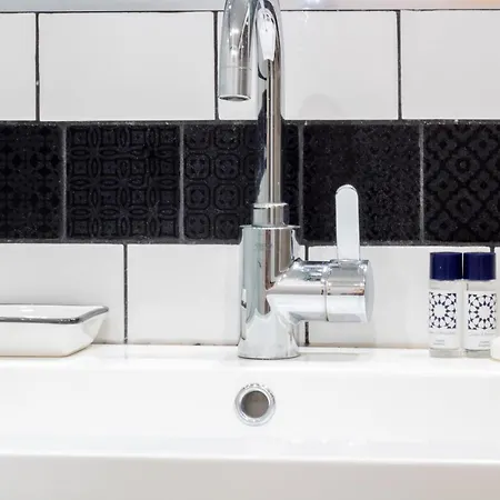 Madalena First Floor * Lisbona